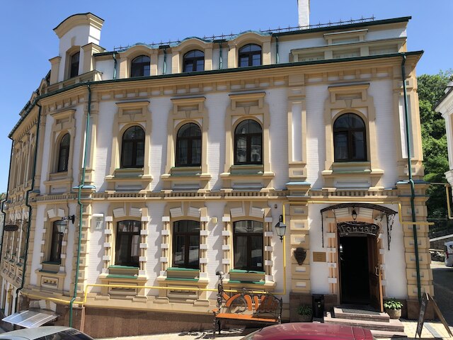 ゴンチャー ホテル