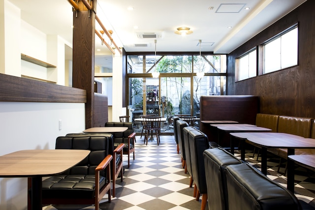 喫茶、食堂、民宿。なごのや