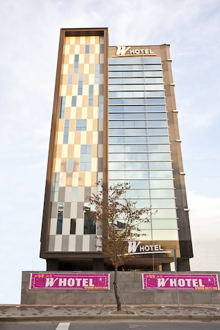 W ホテル