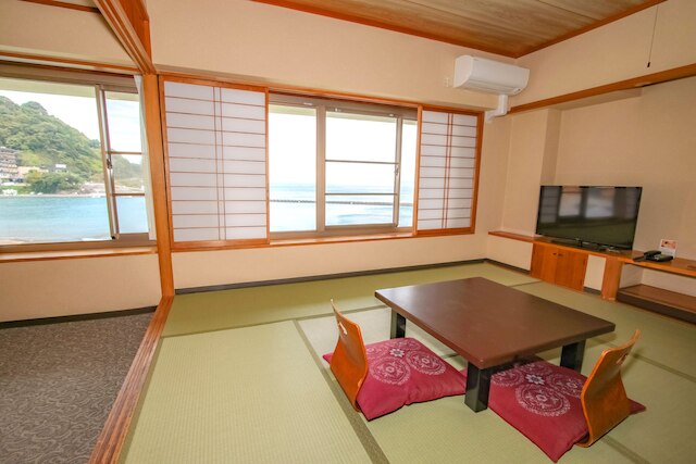 大江戸温泉物語 土肥マリンホテル