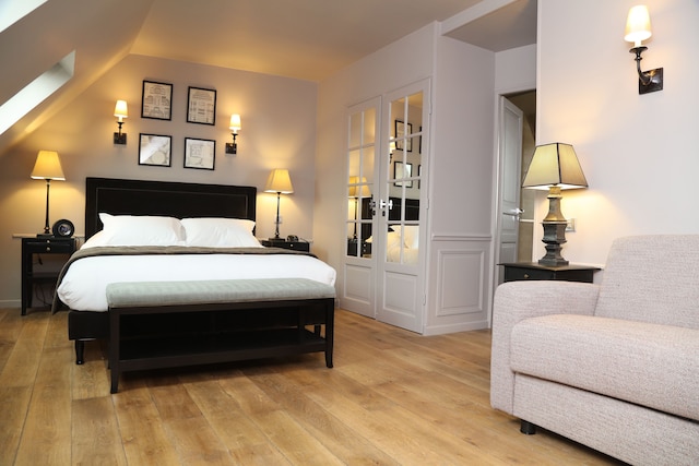 ホテル サン ルイ ピガール