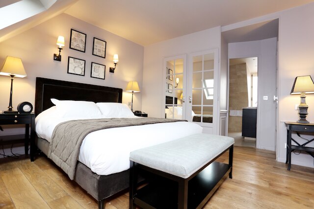 ホテル サン ルイ ピガール