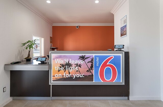 モーテル 6 ロミタ、CA