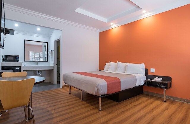 モーテル 6 ロミタ、CA