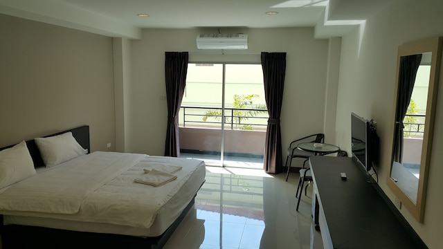 B スペース レジデンス