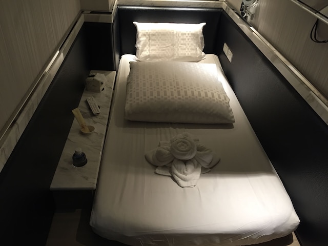 墾丁スターリー スカイ - スペース カプセル (墾丁星空精品會館 - 太空艙)