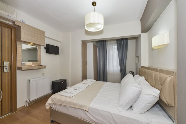 メトロラックス ホテル