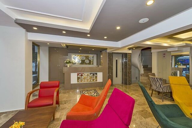 メトロラックス ホテル