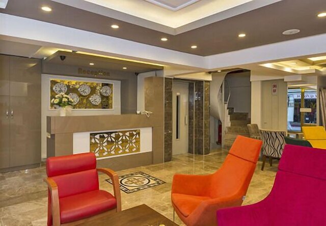 メトロラックス ホテル