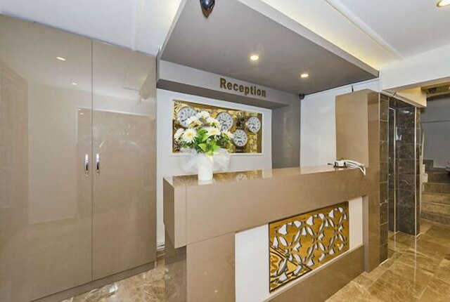 メトロラックス ホテル