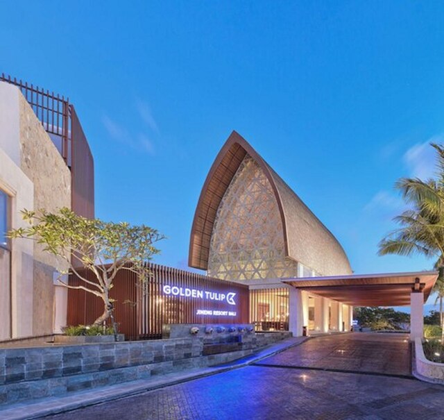 ゴールデン チューリップ ジネン リゾート  バリ
