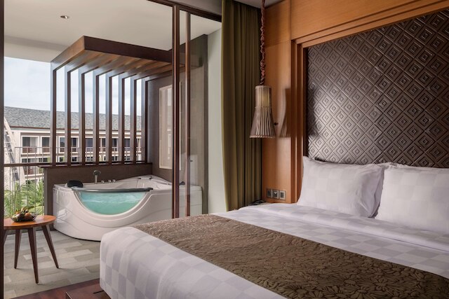 ゴールデン チューリップ ジネン リゾート  バリ