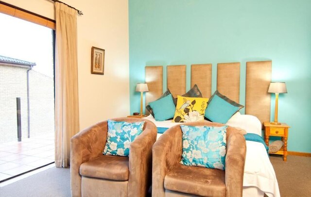 オーバーメール ゲスト ハウス