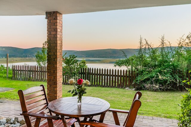 オーバーメール ゲスト ハウス