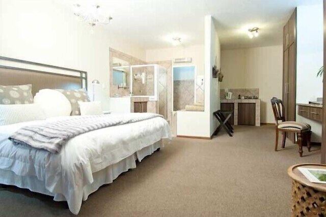 オーバーメール ゲスト ハウス