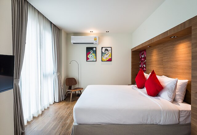 サンシャイン ヒップ ホテル