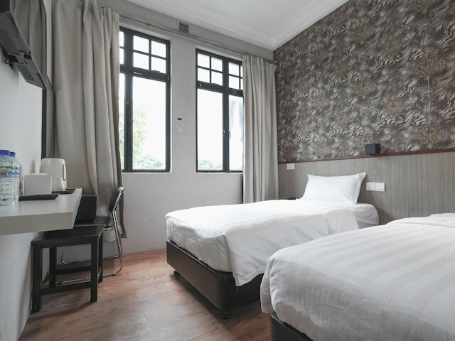 ザ ノーブル  ホテル