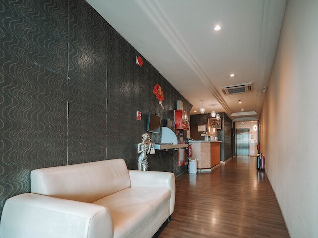 ザ ノーブル  ホテル