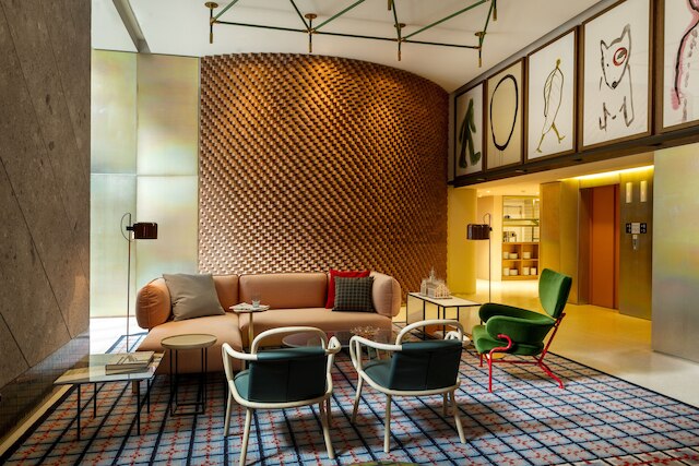 ルーム メイト コレクション ジュリア, ミラン