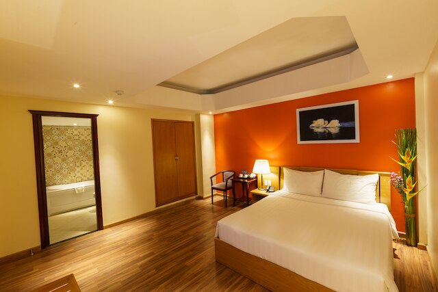 ローズランド コープ ホテル