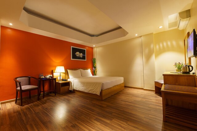 ローズランド コープ ホテル