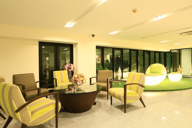 ザ プリムプレース 2