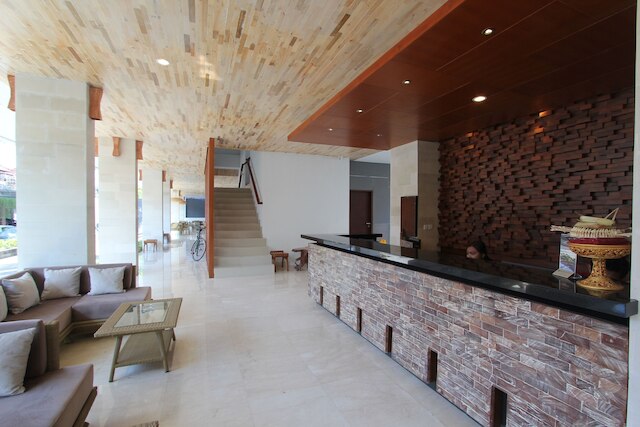 グランド ラ ワロン ホテル