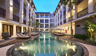 グランド ラ ワロン ホテル