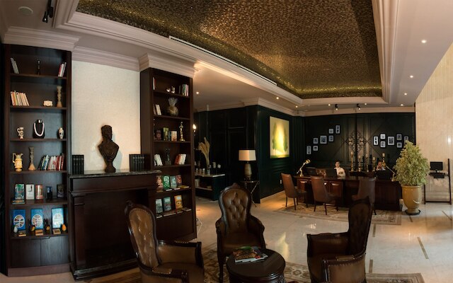 シルバーランド ジョリー ホテル