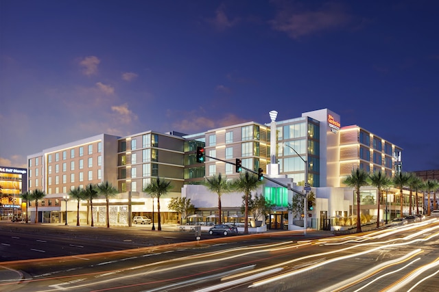 ヒルトン ガーデン イン サンディエゴ ダウンタウン / ベイサイド