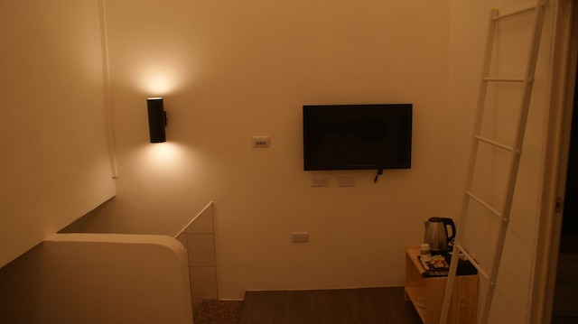 バイ ジ イ (屏东白居易民宿)