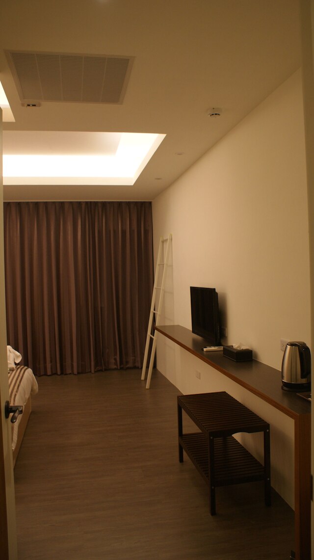 バイ ジ イ (屏东白居易民宿)