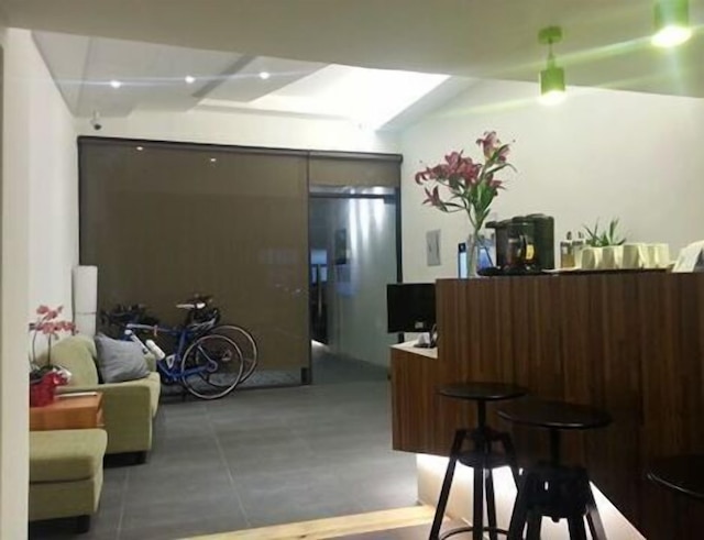 バイ ジ イ (屏东白居易民宿)