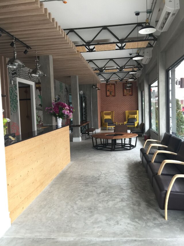 ベッドアットタウン ホステル