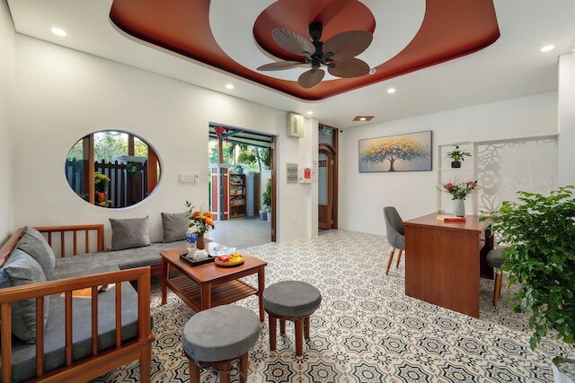 レッド フラワー コテージズ ホームステイ