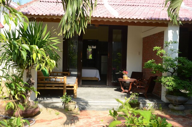 レッド フラワー コテージズ ホームステイ