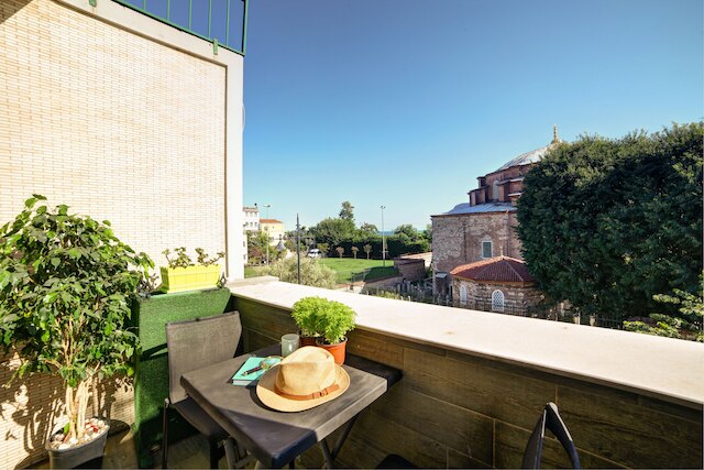 エリート ホテル バイ MK