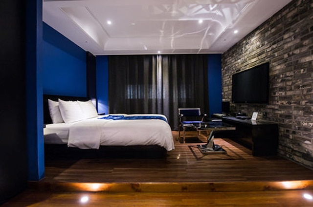 ホテル フロース