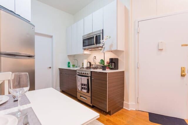 ビューティフル 1 ベッドルーム アパートメント