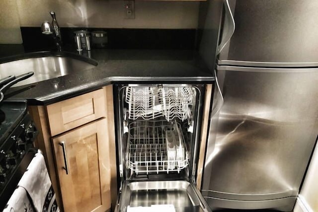 コージー スタジオ