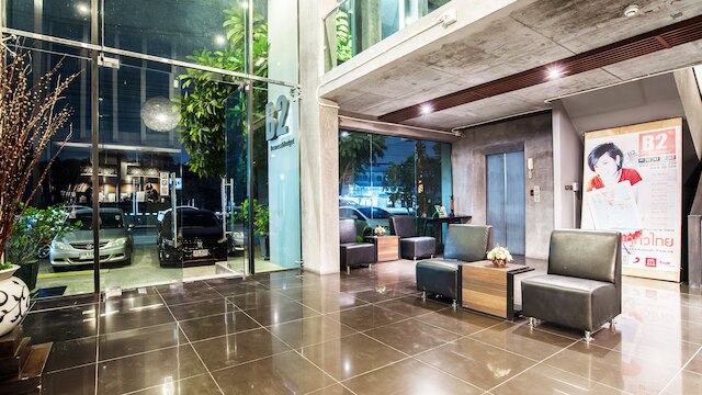 B2 ブラック ビジネス & バジェット ホテル