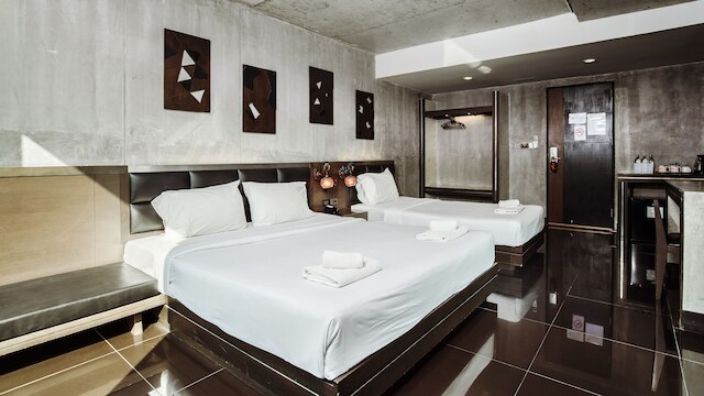 B2 ブラック ビジネス & バジェット ホテル