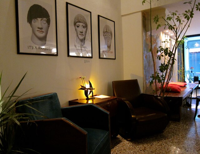 コンシェルジュ モナスティラキ