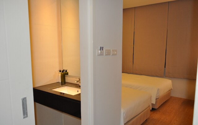 レスト バンコク - ホステル