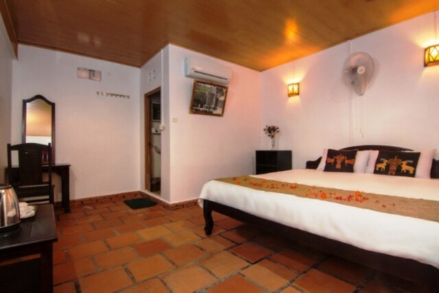 アンコール ユヌ フォワ ホーム ステイ