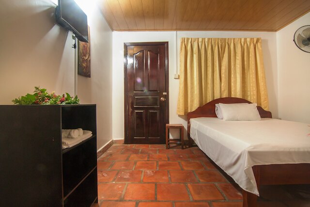 アンコール ユヌ フォワ ホーム ステイ