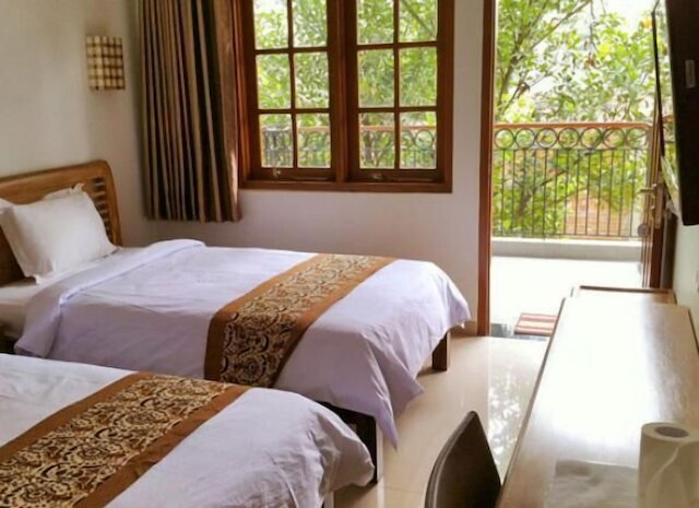 デ ハリムン ゲスト ハウス