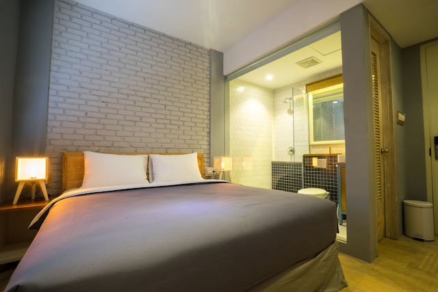 サマーバード - ベッド アンド ブラッスリー