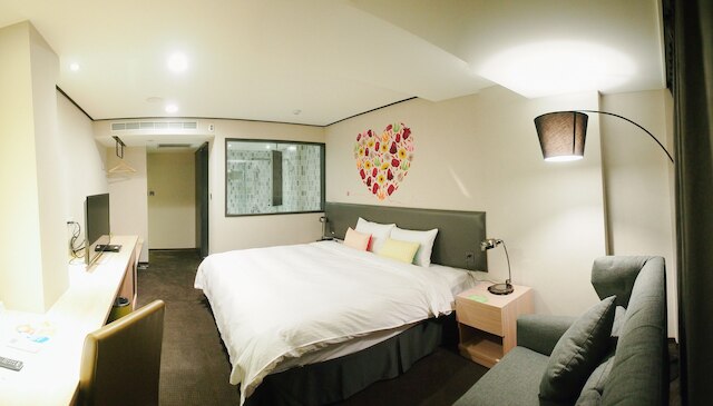 エナジー イン (能量旅店)