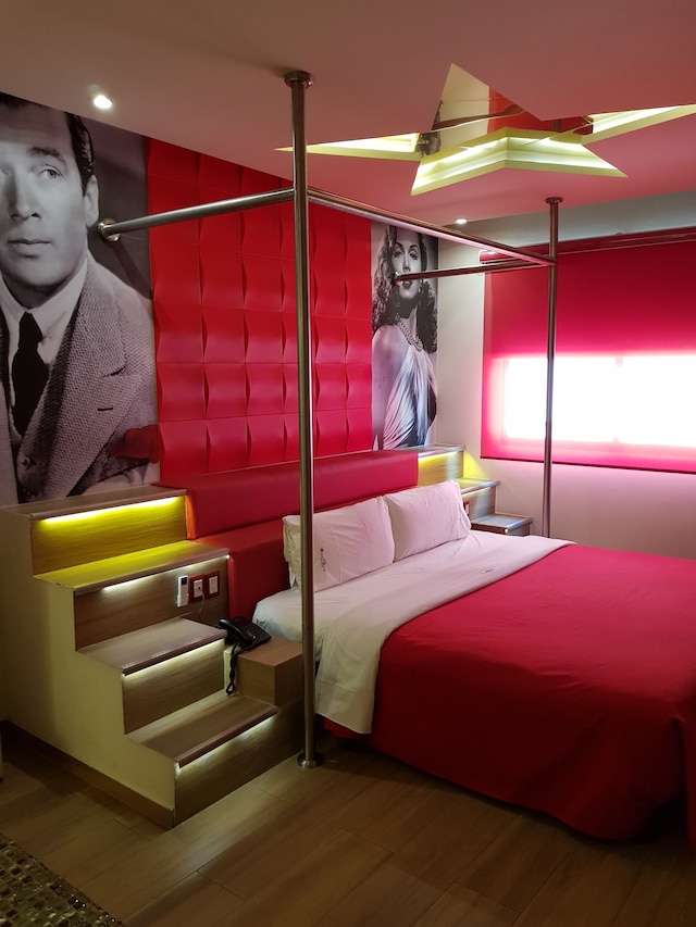 ホテル ハリウッド